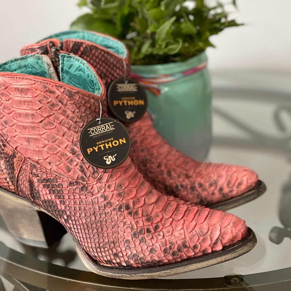 Corral Ladies Western Bootie Python - Picture 3 of 5